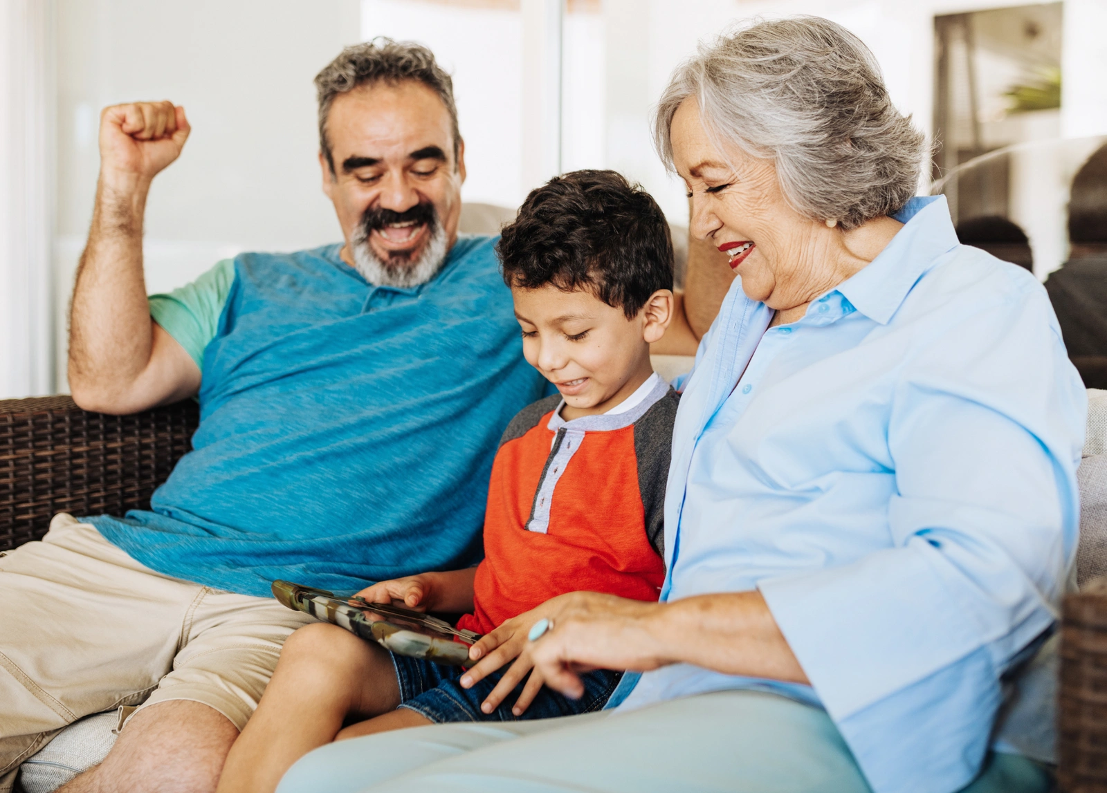 New! Qeepsake Friends & Family Features: Share Photos & Memories Privately & Securely